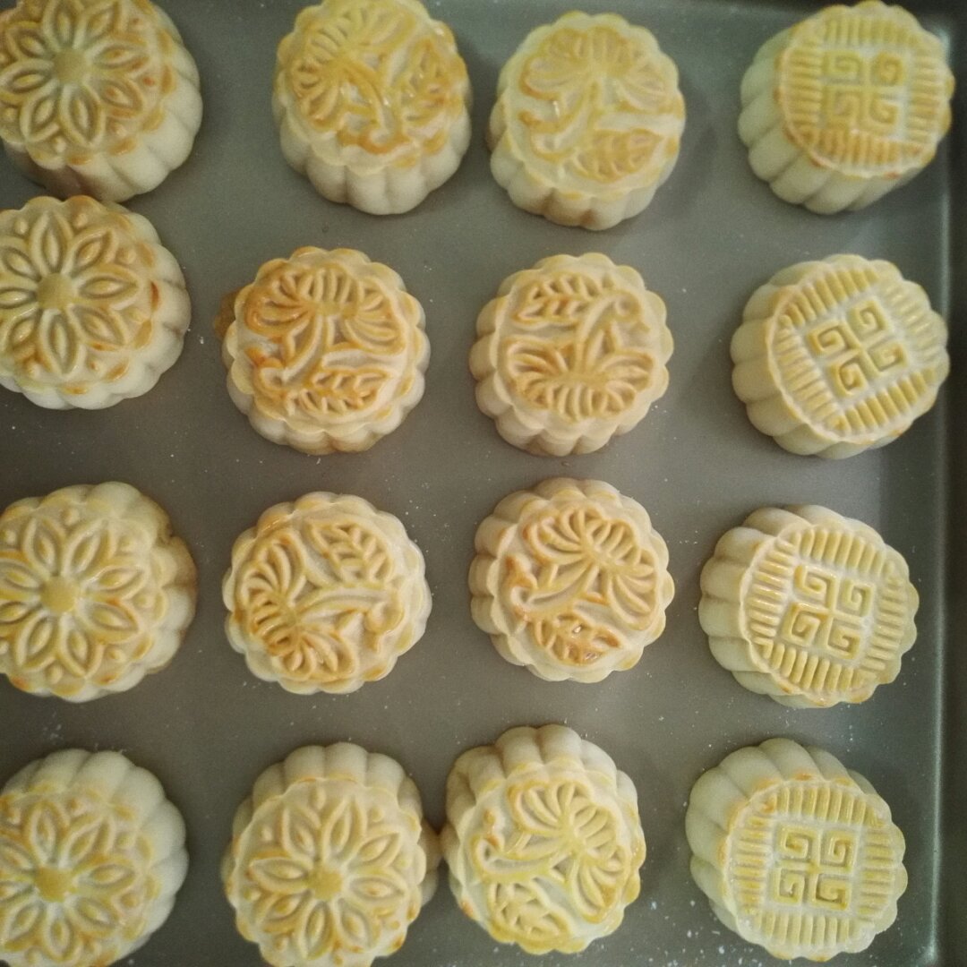 金沙奶黄月饼