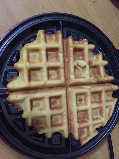 外脆内嫩的…华夫饼