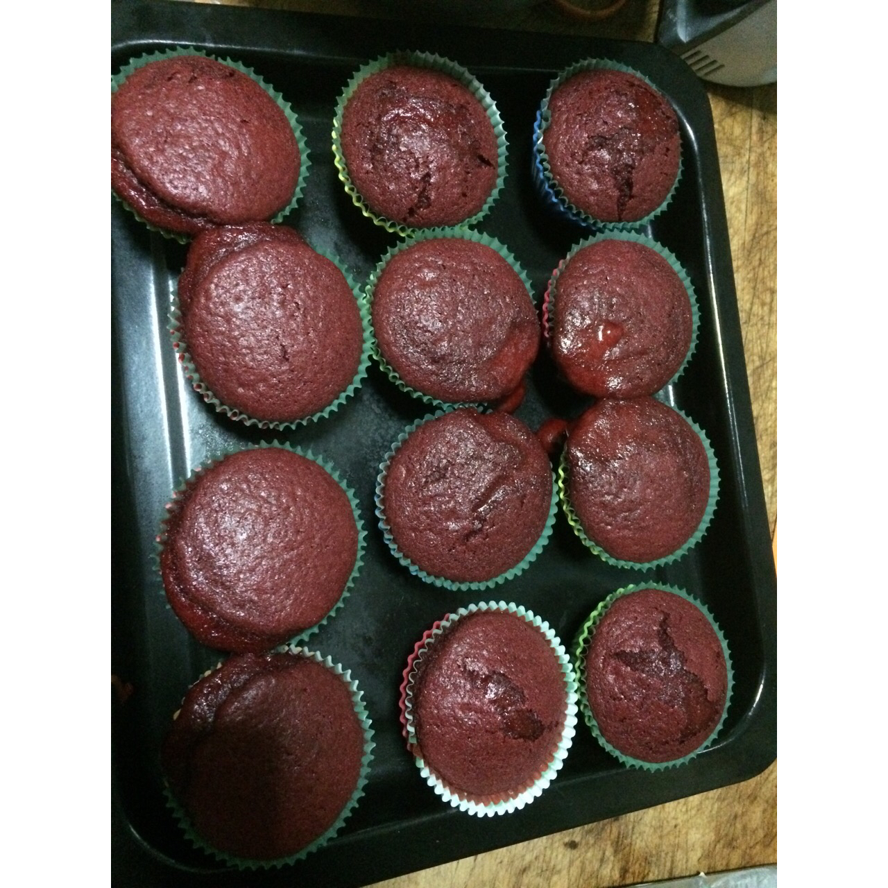 传统红丝绒杯子蛋糕（极软无泡打粉）Red velvet cupcake