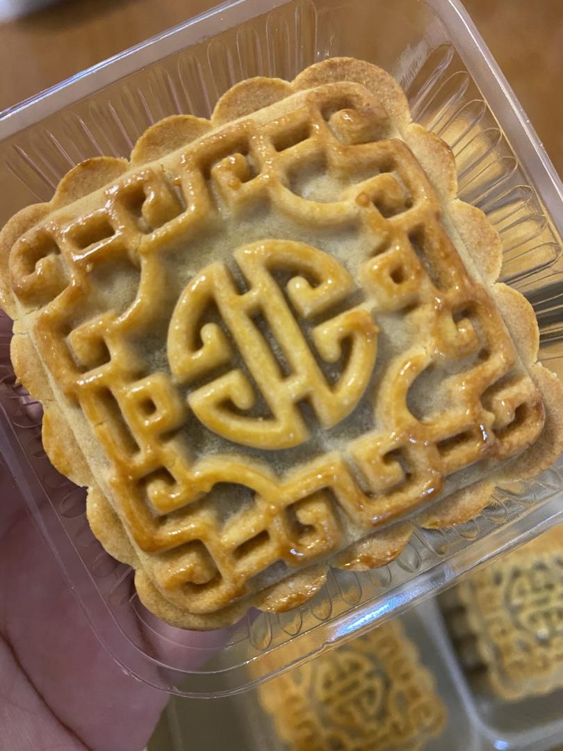 广式蛋黄月饼（75克、50克、各种规格都有）