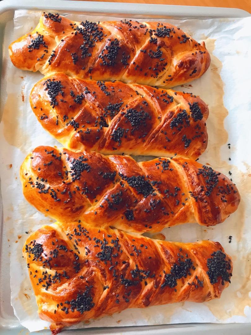 马苏里拉奶酪小方吐司