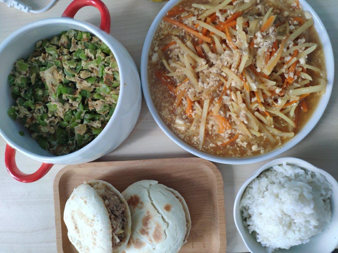 肉夹馍(白吉馍的制作)