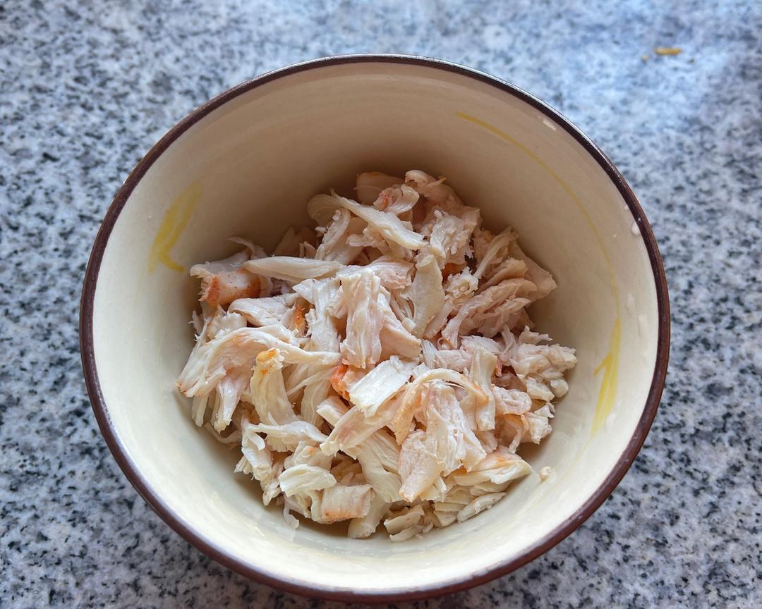 枸杞鸡丝汤面｜太太乐鲜鸡汁芝麻油的做法 步骤1