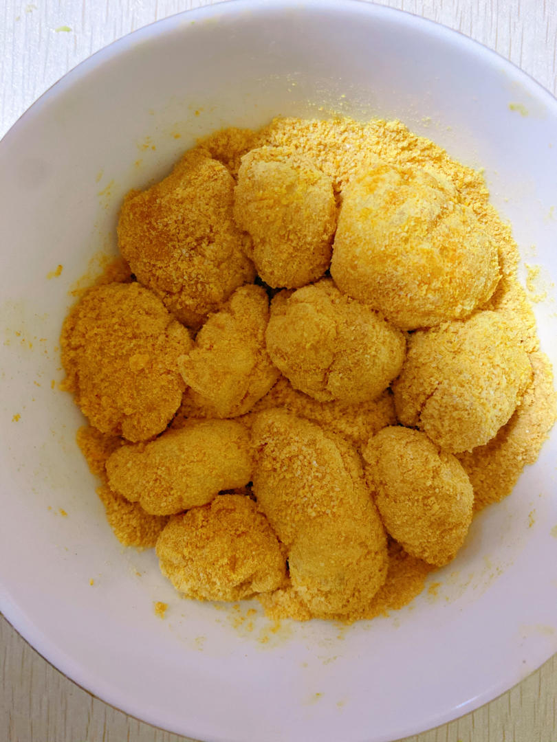 闪闪韵喵做的超简单糯米小糍粑团子