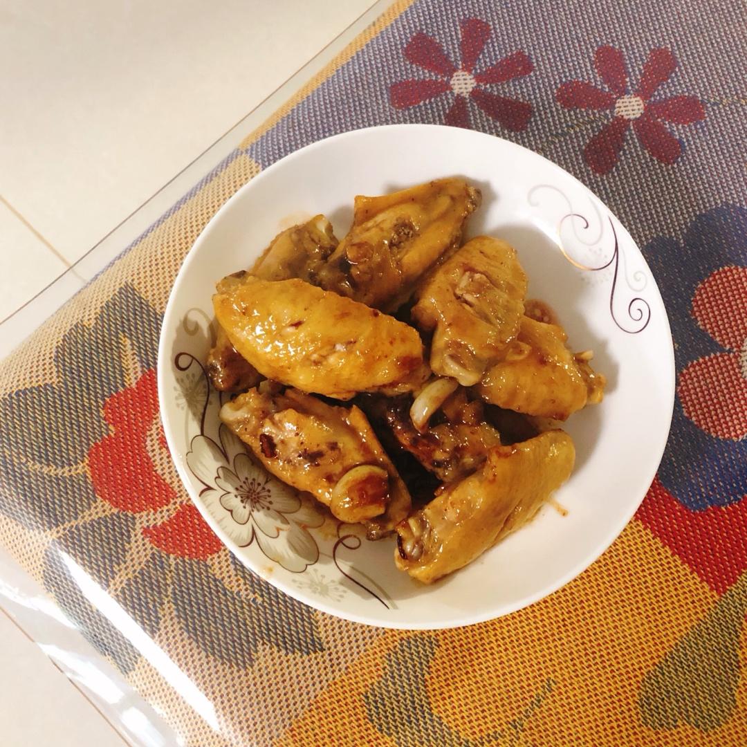 蒜香蚝油鸡翅中