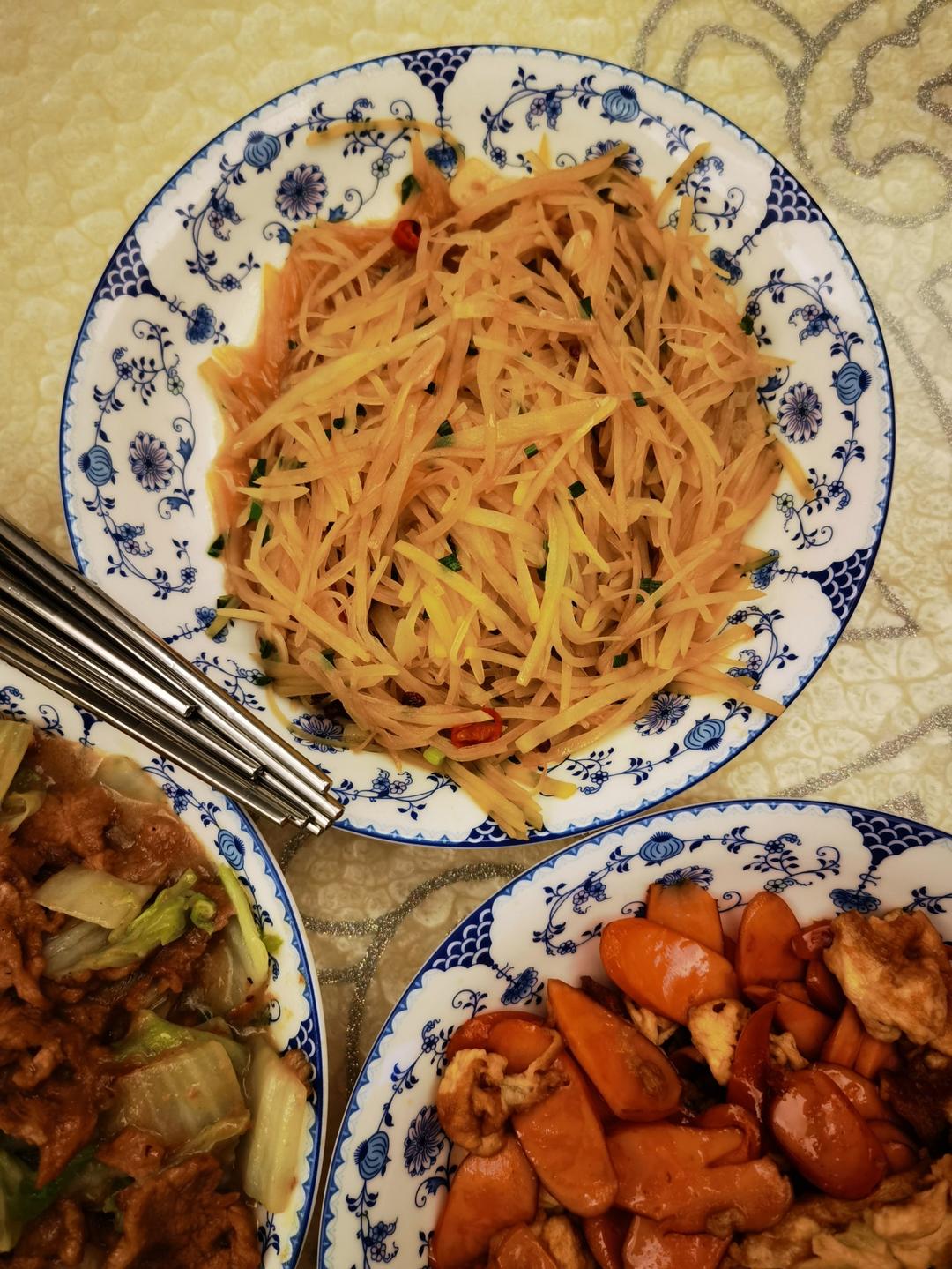 在家也能做出馆子味儿的醋溜/炝炒/酸辣土豆丝（就是那道看似简单，实则步步玄机的土豆丝）