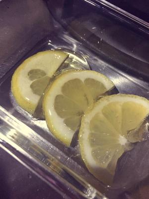 蜜渍柠檬🍋的做法 步骤2