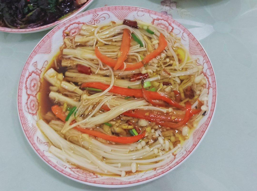 凉拌金针菇