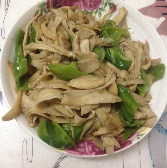爆炒杏鲍菇
