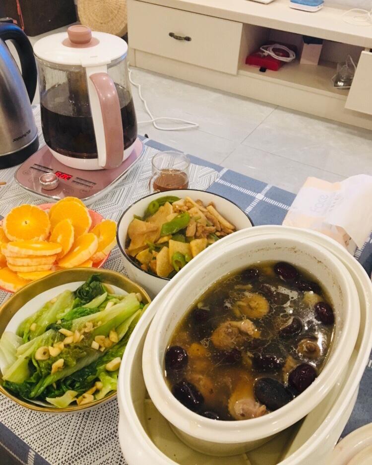 土鸡汤