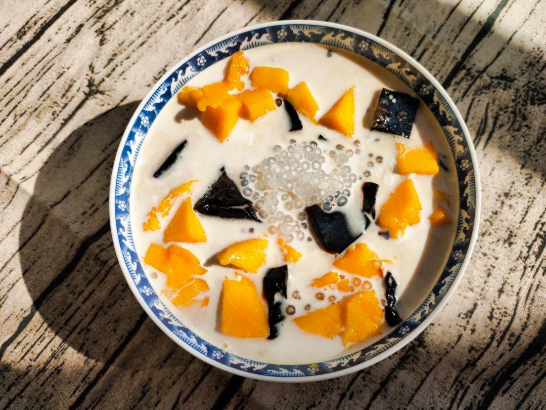 芒果🥭椰汁🥥仙草西米露