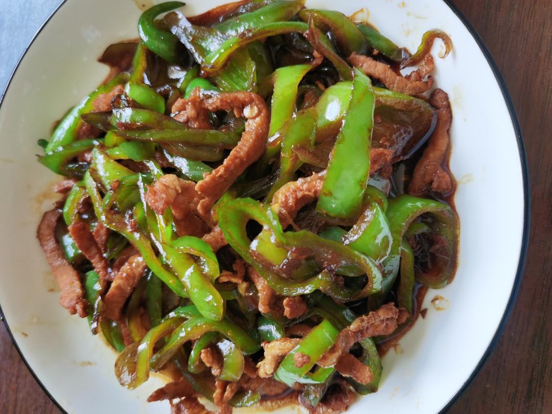 ‼️好吃到舔盘的青椒肉丝盖浇饭
