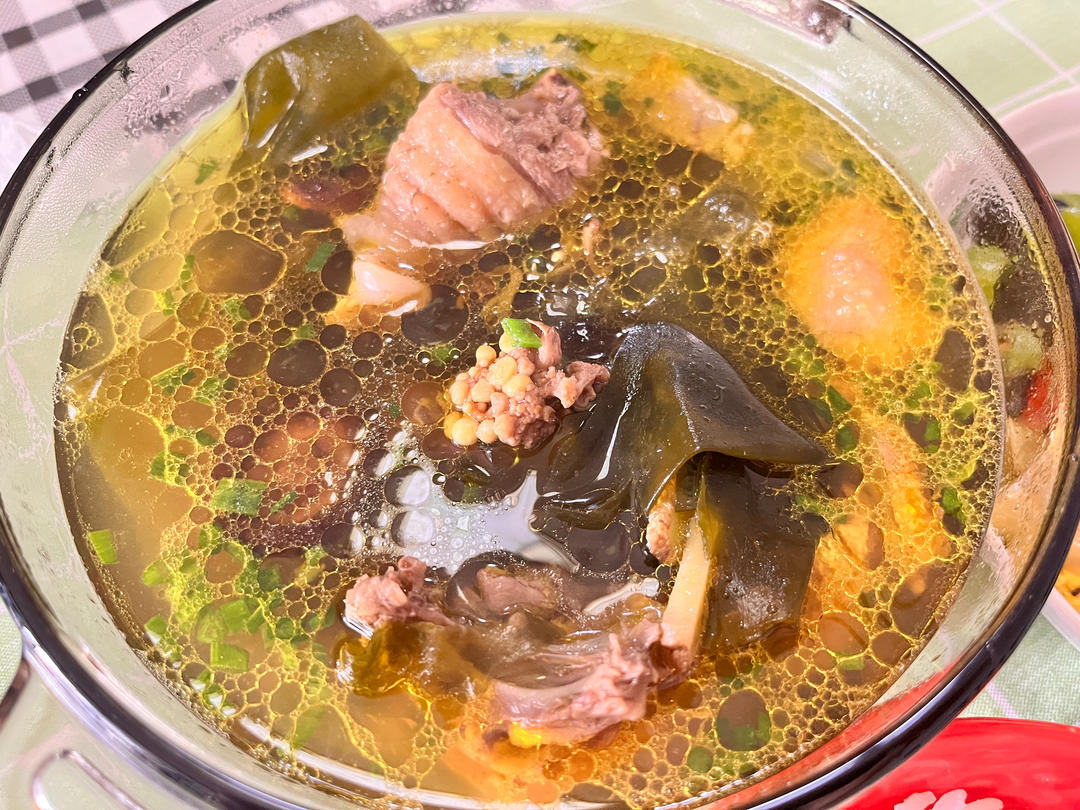 土鸡汤(没用一滴油、鲜美醇香)