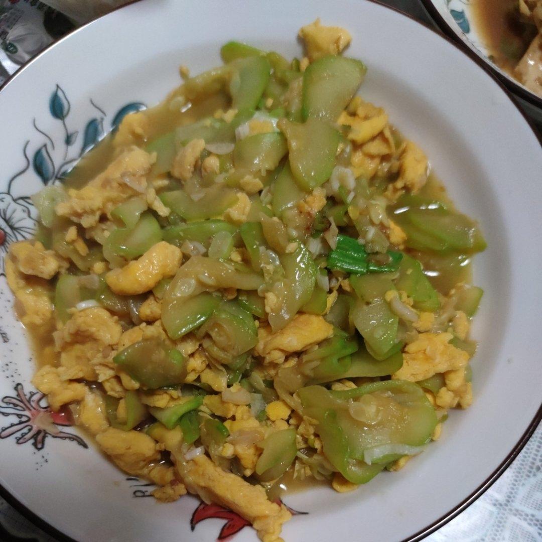 西葫芦炒鸡蛋(从不修图，拒绝夸张)