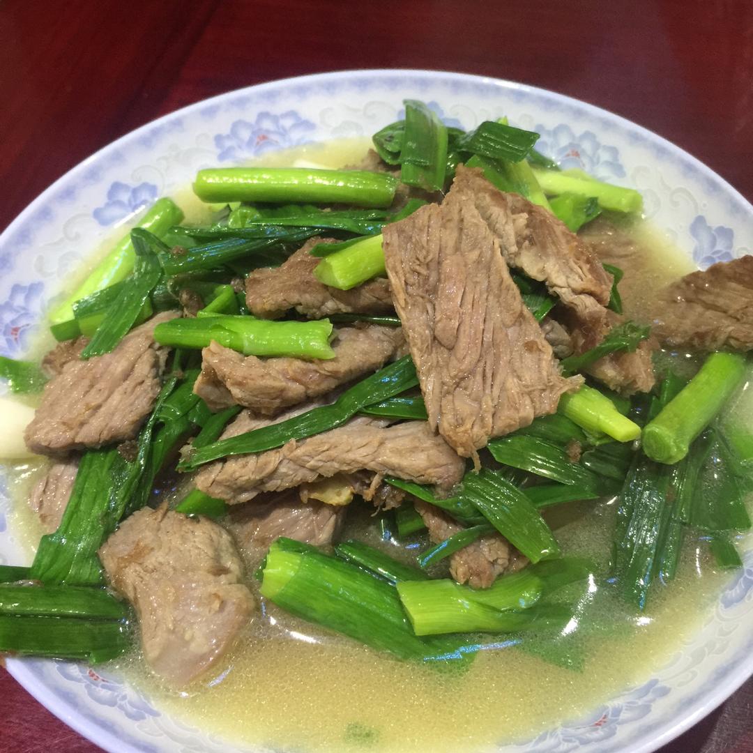 大蒜炒牛肉