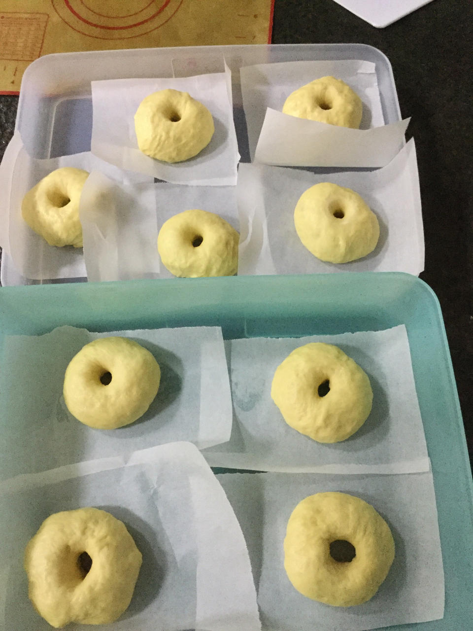 🍩超快手一小时低糖无需烤箱的甜甜圈（详细视频）