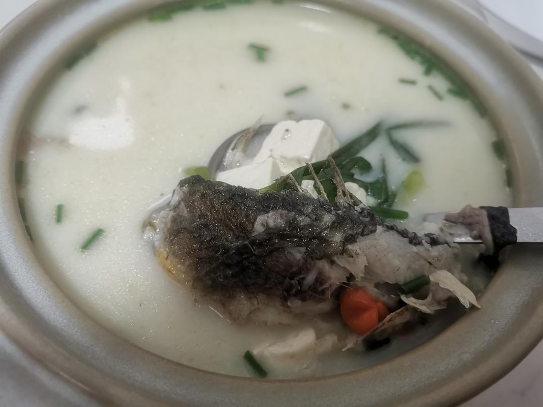 五花肉干煸土豆片