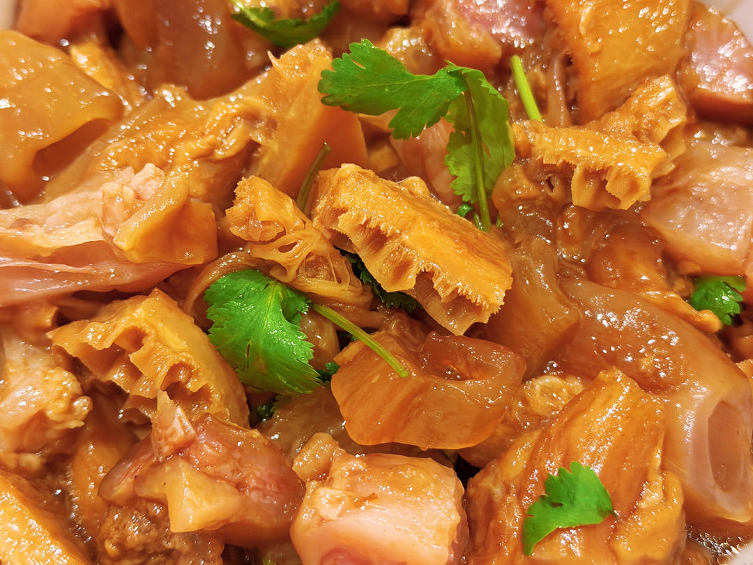 好吃的铸铁锅卤金钱肚