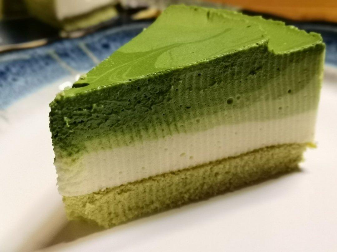 渐变抹茶慕斯蛋糕：我Amanda带着既美又作的抹茶甜点又来了！【曼食慢语】