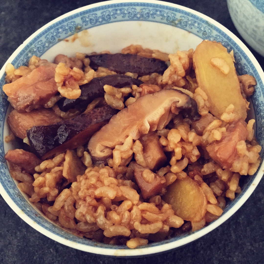 香菇鸡肉饭