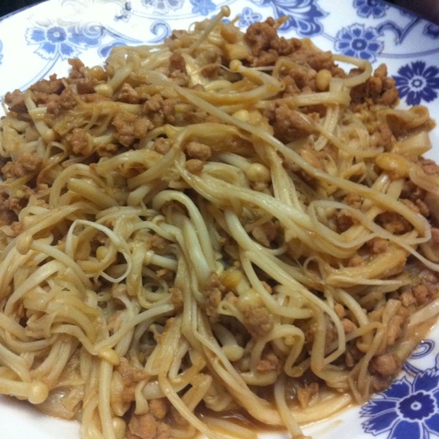 肉末金针菇