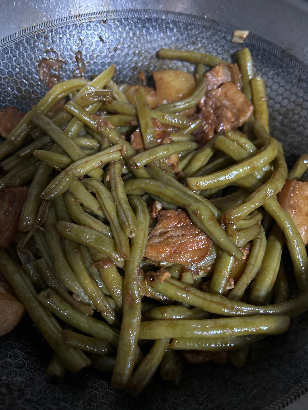 绝对正宗的东北土豆豆角炖五花肉