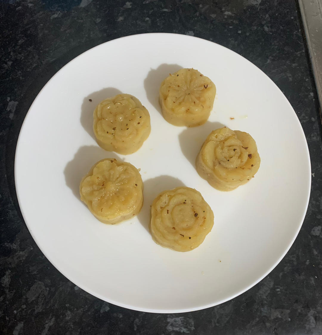 奶香绿豆糕（无豆腥味，超快手不麻烦）