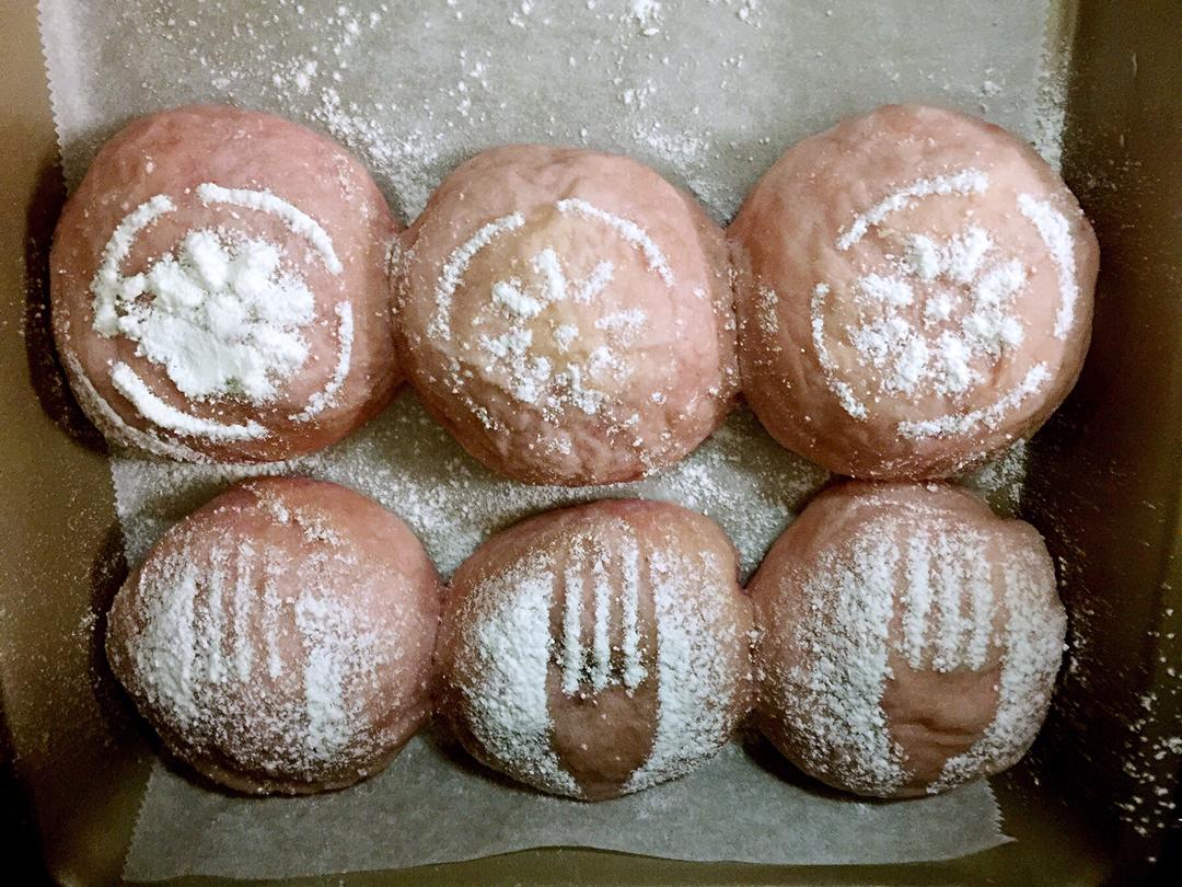 紫薯提子包的做法