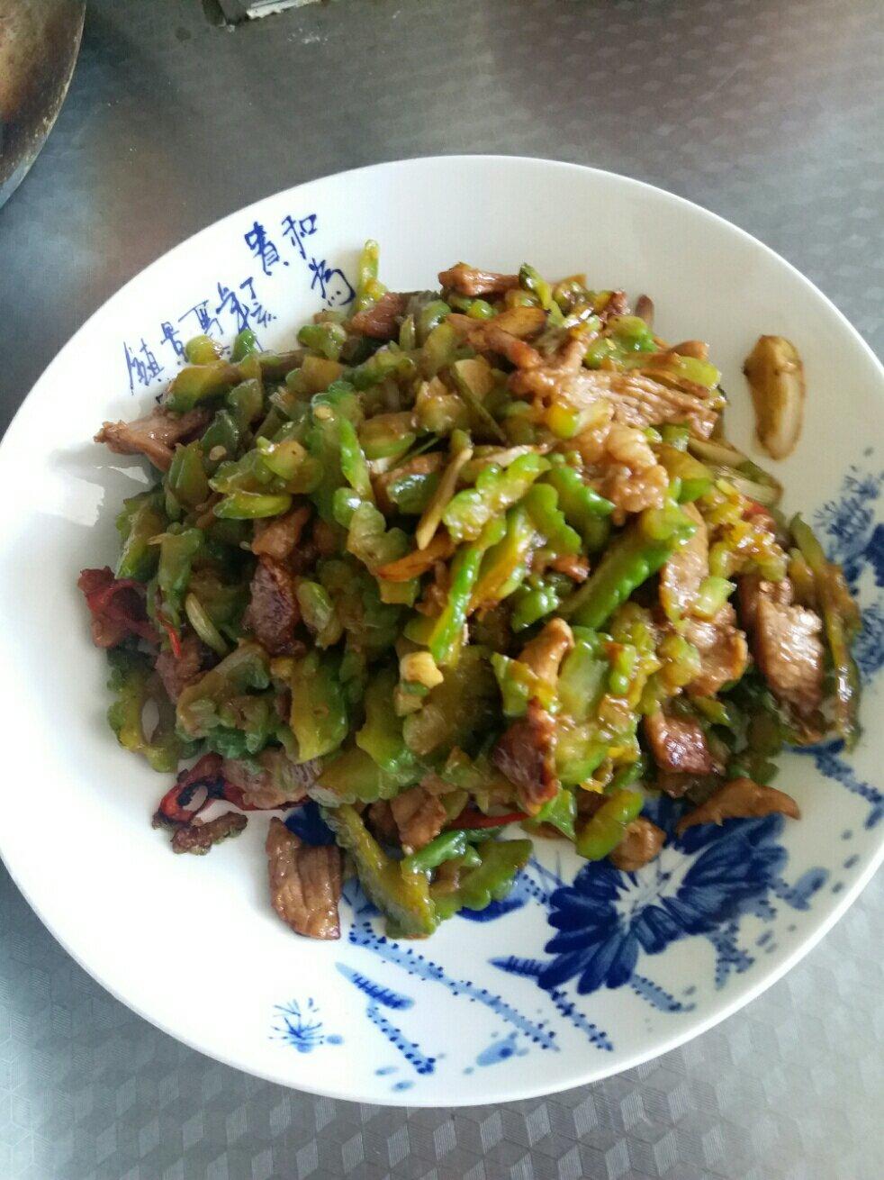 苦瓜炒肉