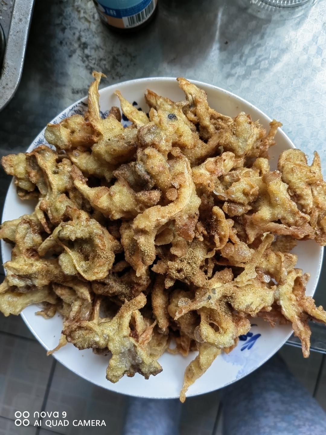 椒盐蘑菇-超好吃的下酒菜