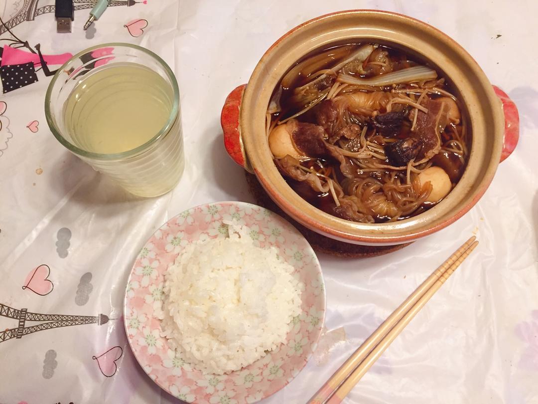 寿喜烧（日式牛肉火锅）