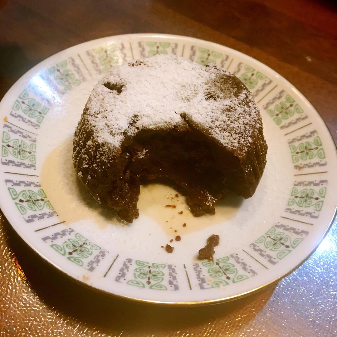 熔岩巧克力蛋糕