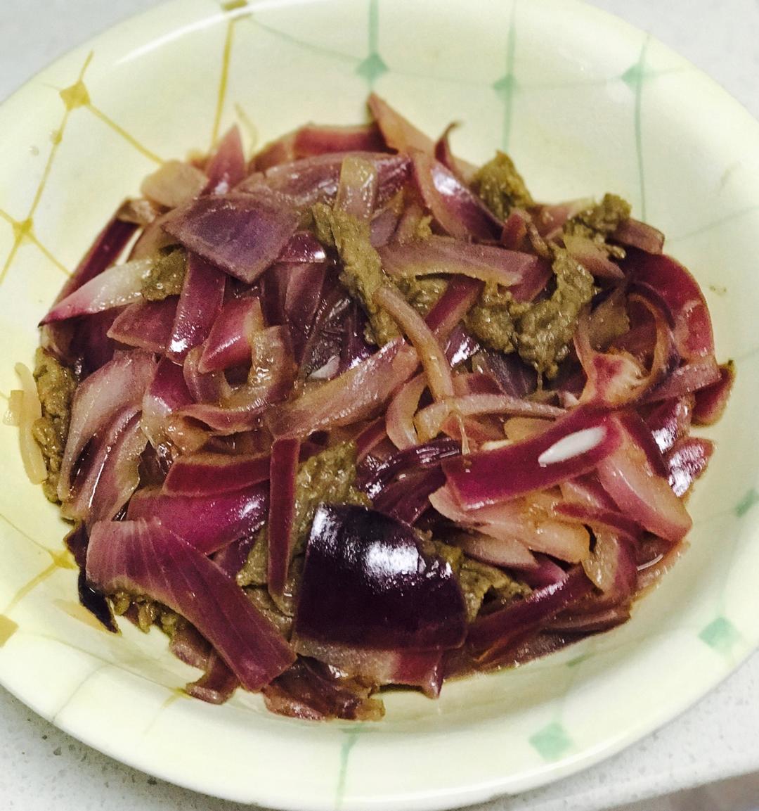 朴素版的洋葱炒牛肉