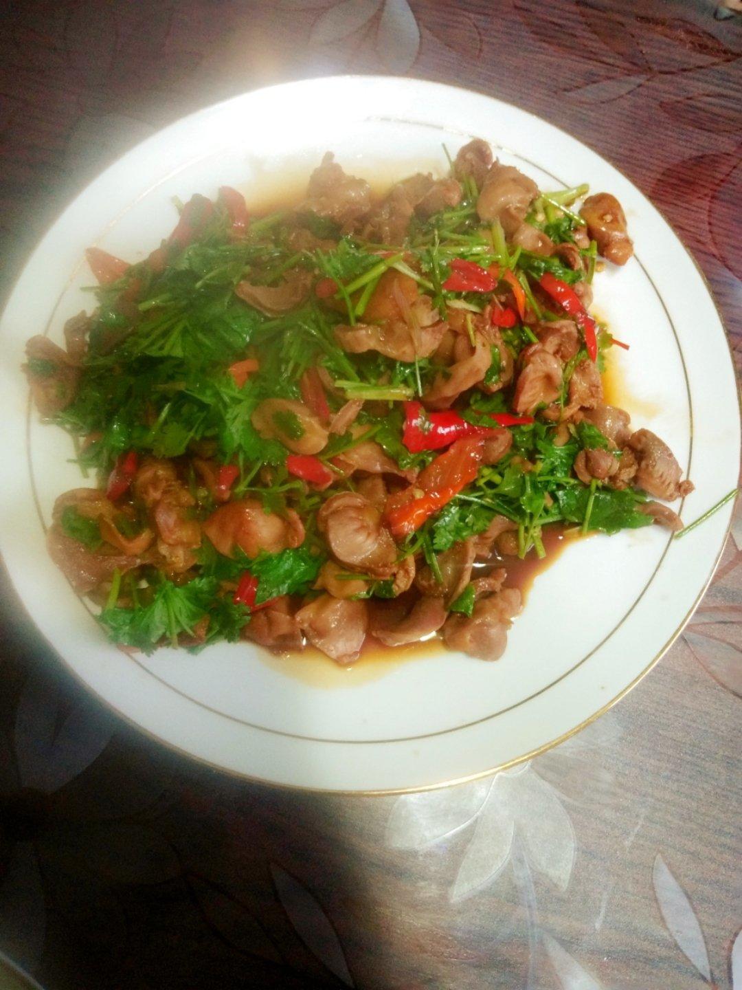 爆炒鸡胗