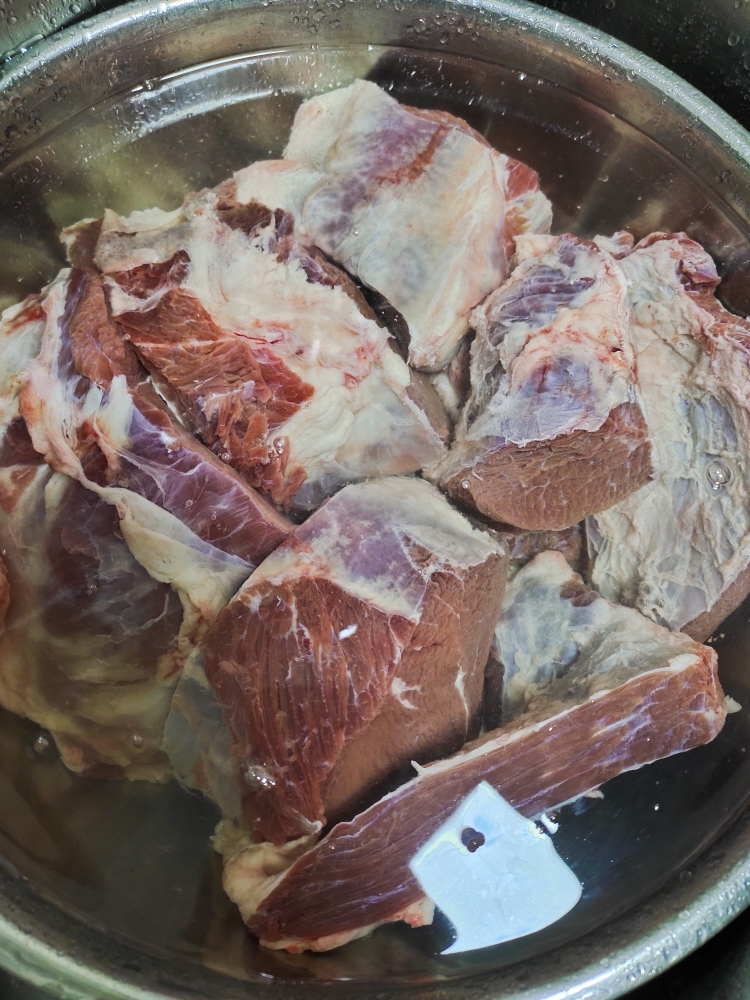 正宗酱牛肉的做法的做法 步骤1