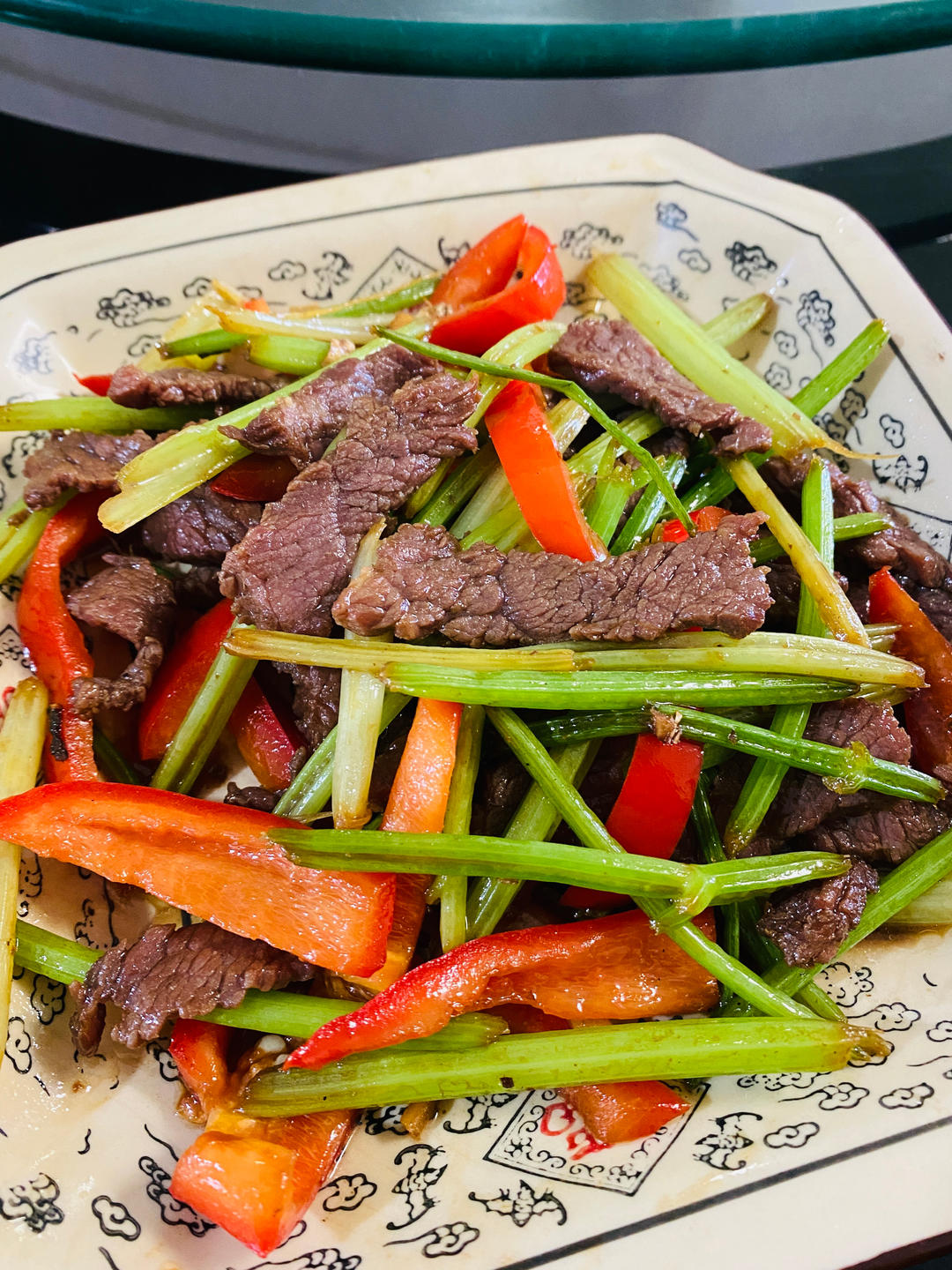 西芹炒牛肉