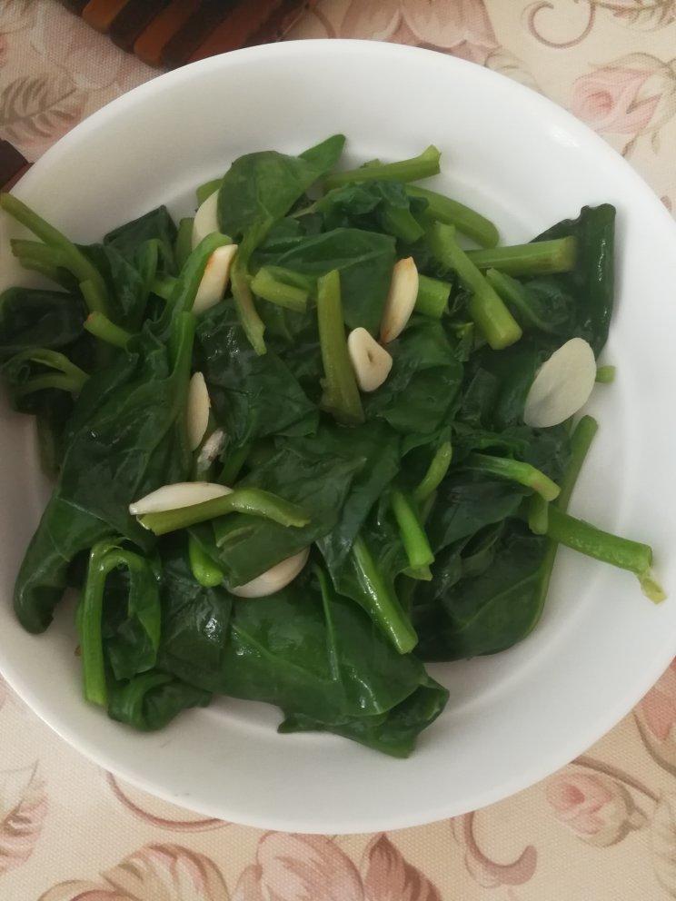 #从生菜通心菜入手教你炒出青爽脆绿的叶菜#