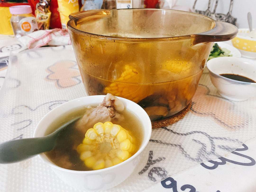 玉米排骨汤
