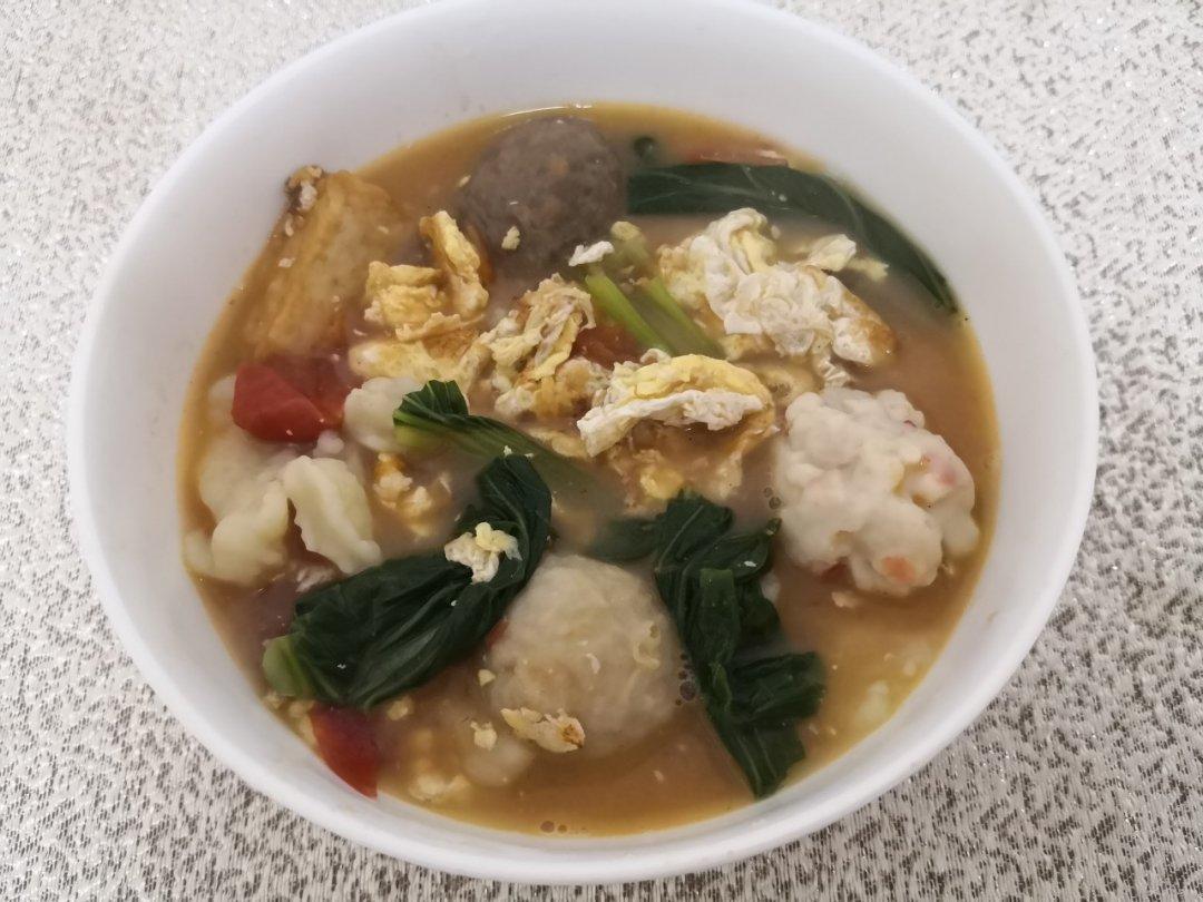 西红柿鸡蛋疙瘩汤