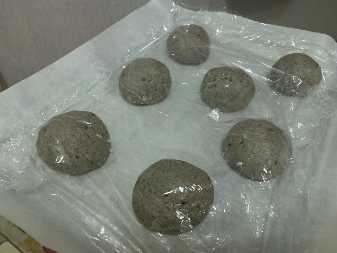 黑芝麻全麦餐包 100%纯全麦