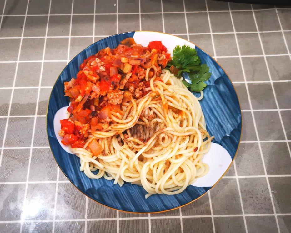番茄肉酱意面