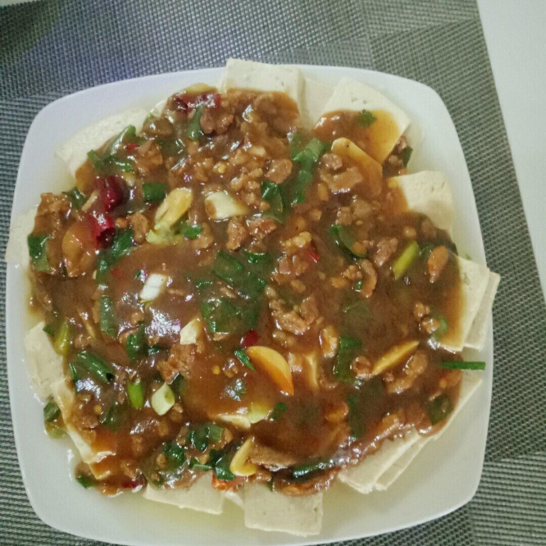 肉末浇汁嫩豆腐