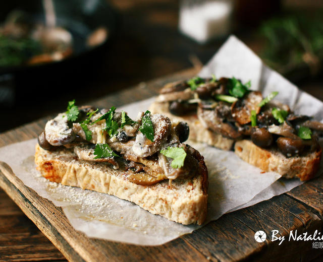 迷迭香烤蘑菇&蘑菇tartine的做法