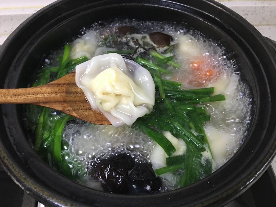 乐活教主的美食之——砂锅抄手的做法