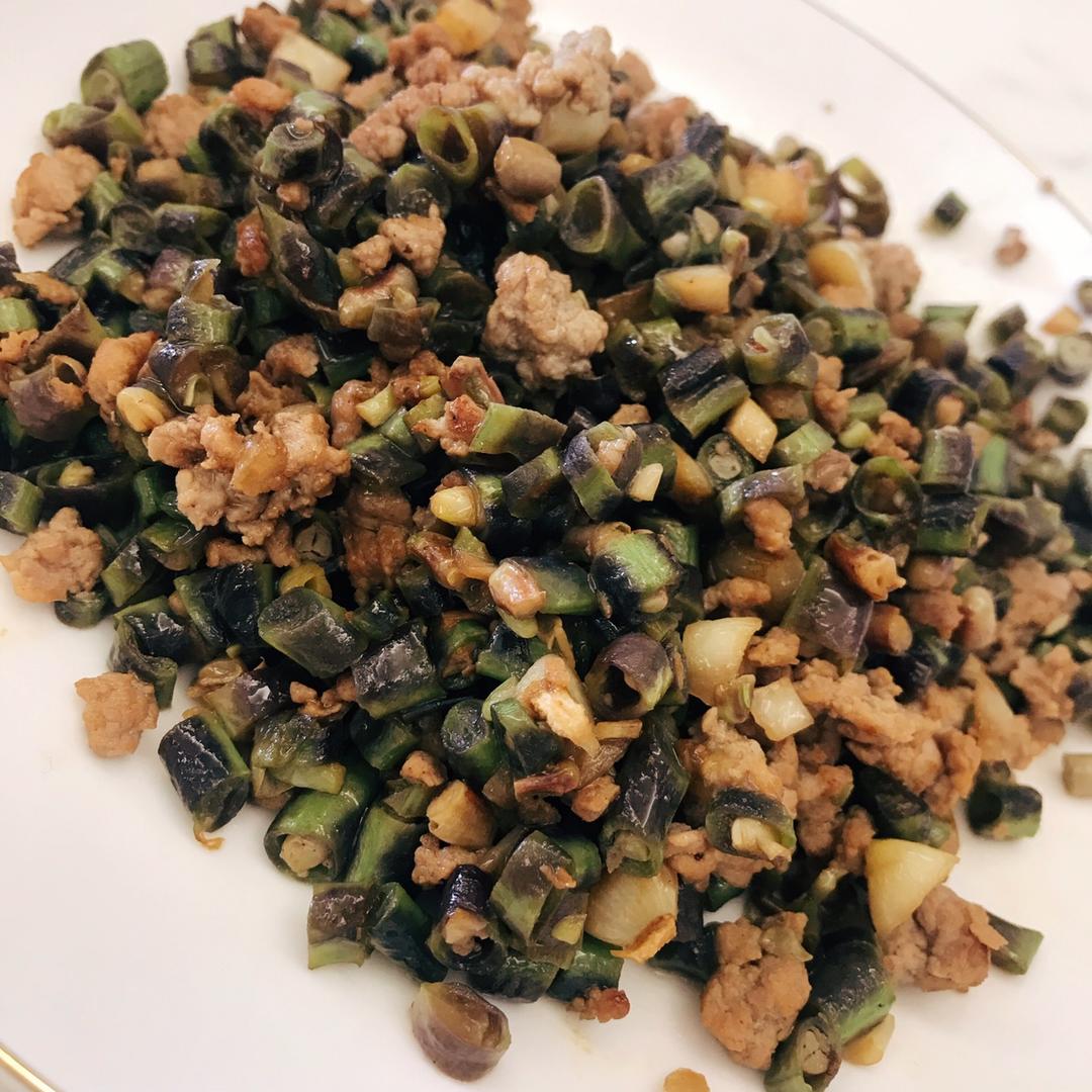 酸豆角炒肉末