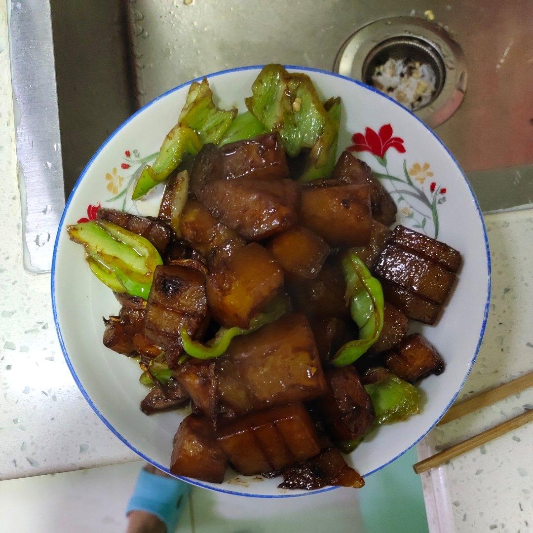 超好吃的杏鲍菇炒肉