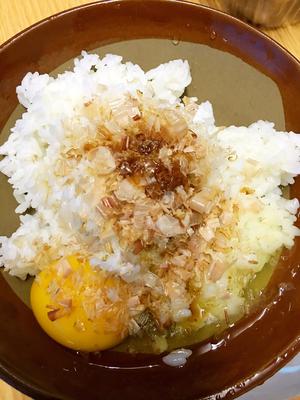 日式生鸡蛋酱油饭的做法 步骤1