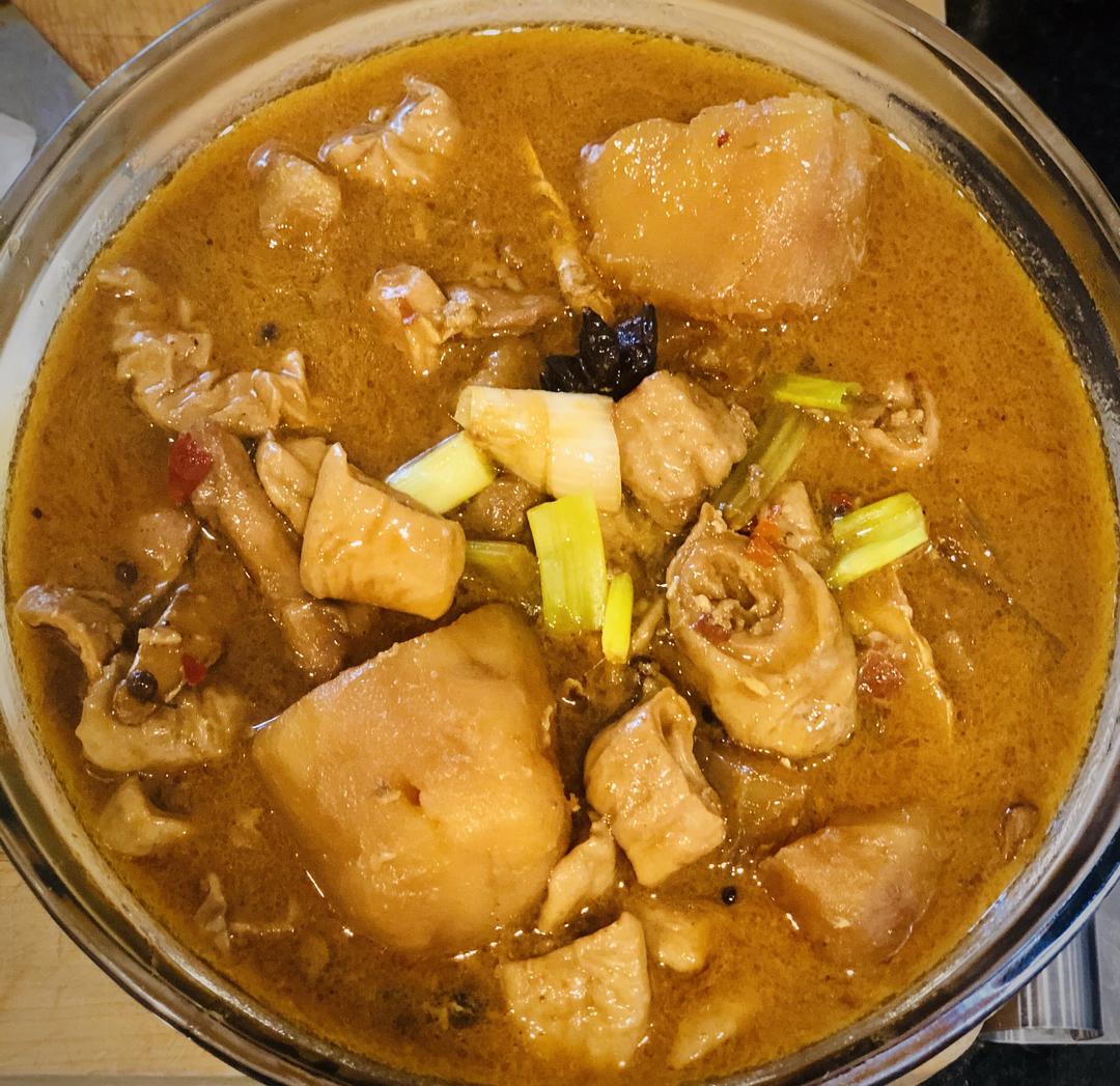 红烧土豆肥肠兔儿