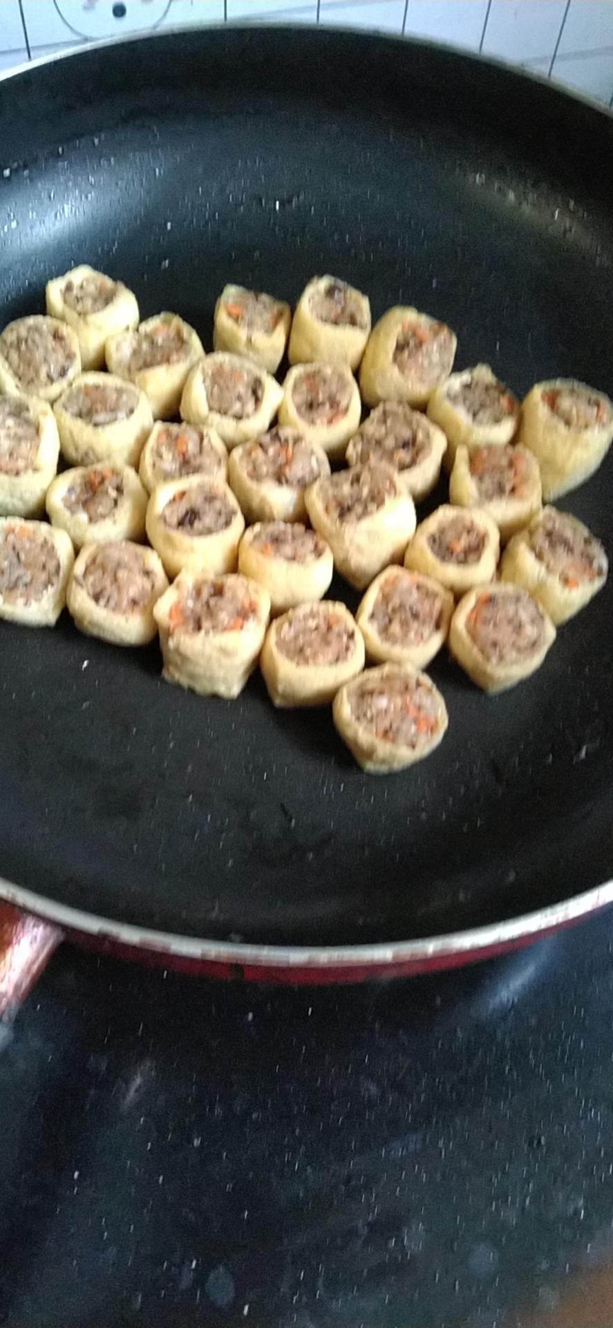 一端上桌就被秒光的时蔬肉沫酿油豆腐