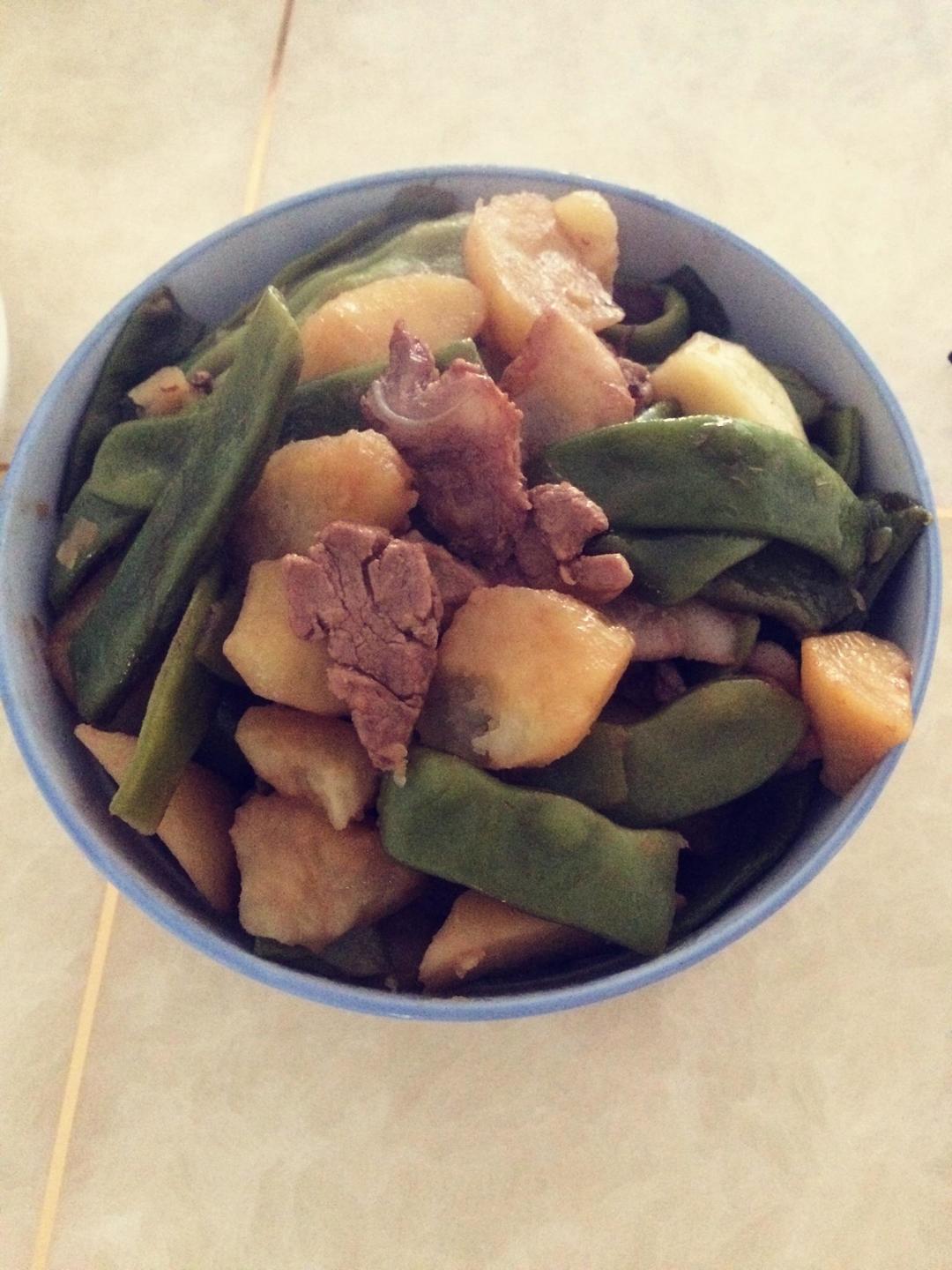 东北菜：油豆角炖土豆的做法